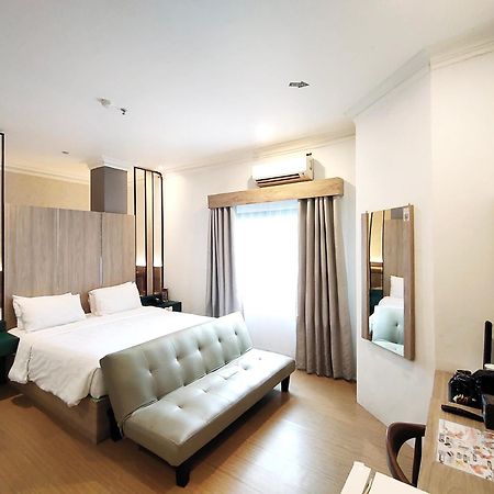 Royal Park Hotel Samarinda Εξωτερικό φωτογραφία