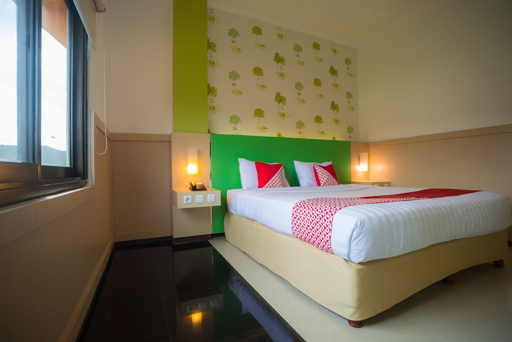 Royal Park Hotel Samarinda Εξωτερικό φωτογραφία