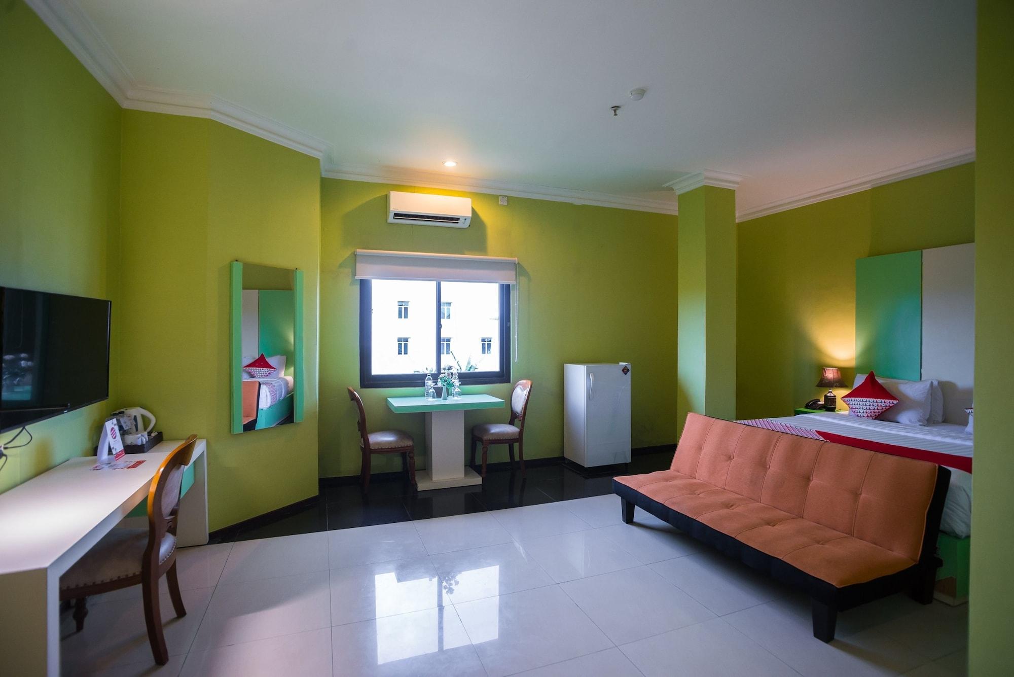 Royal Park Hotel Samarinda Εξωτερικό φωτογραφία