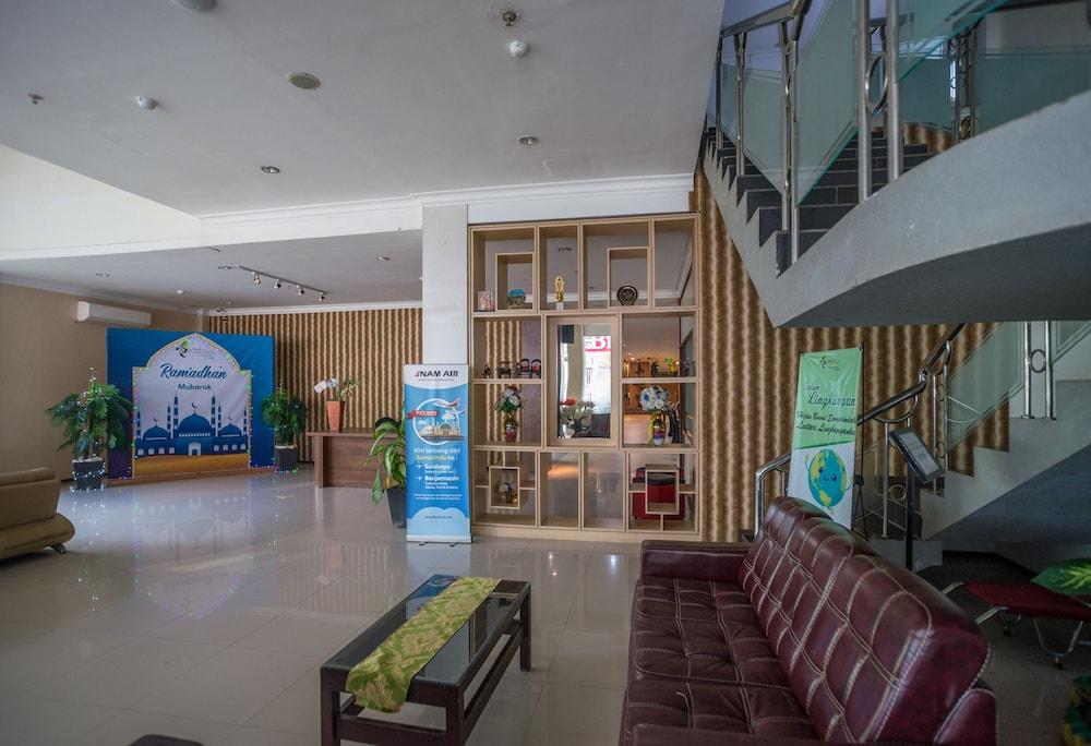 Royal Park Hotel Samarinda Εξωτερικό φωτογραφία