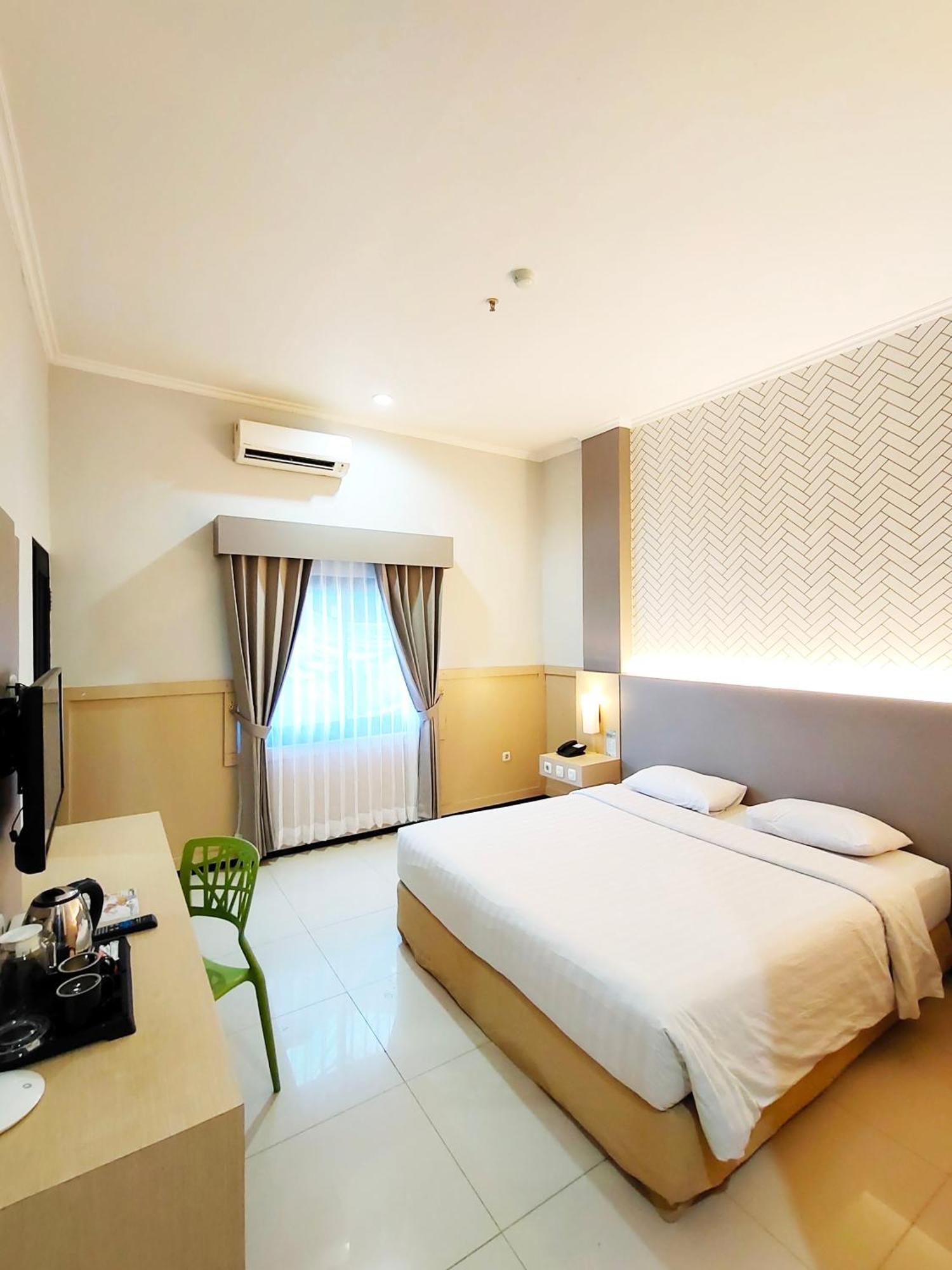 Royal Park Hotel Samarinda Εξωτερικό φωτογραφία
