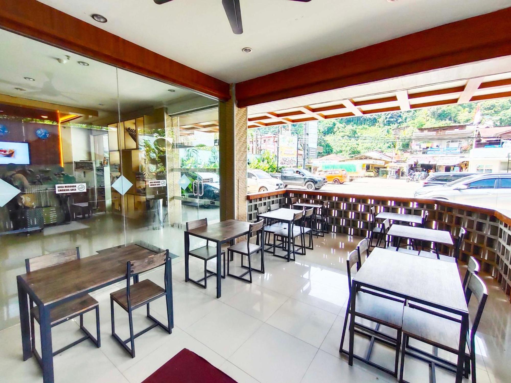 Royal Park Hotel Samarinda Εξωτερικό φωτογραφία
