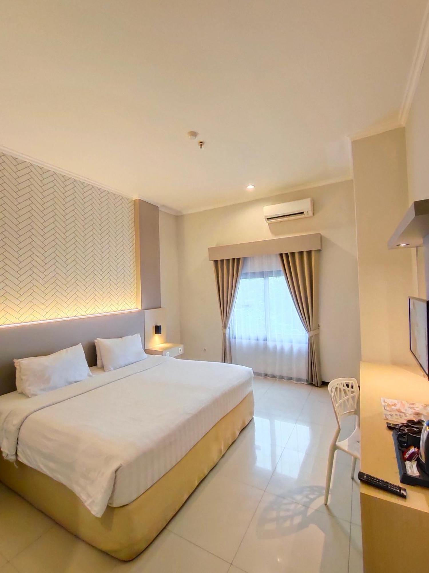 Royal Park Hotel Samarinda Εξωτερικό φωτογραφία
