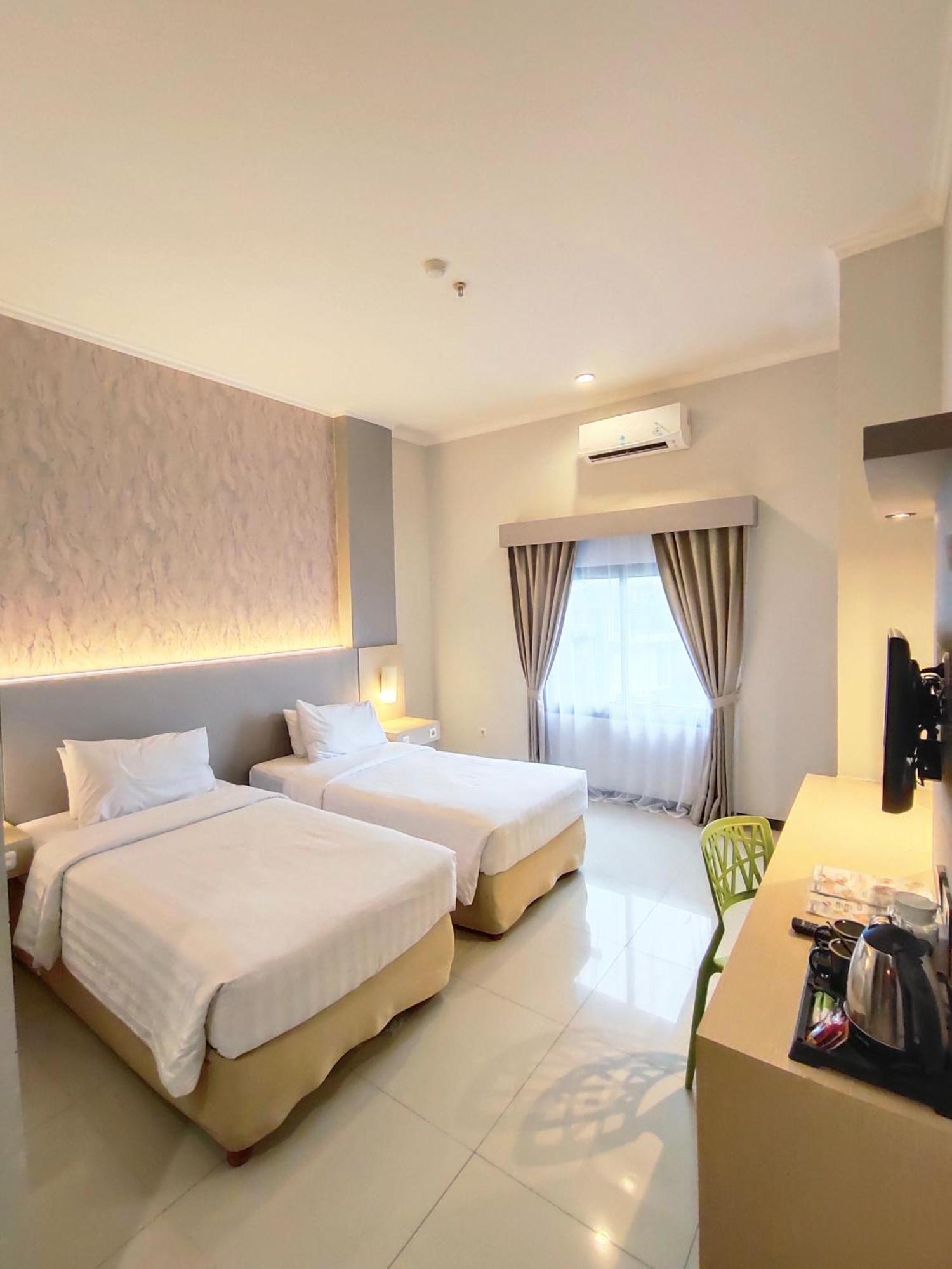Royal Park Hotel Samarinda Εξωτερικό φωτογραφία